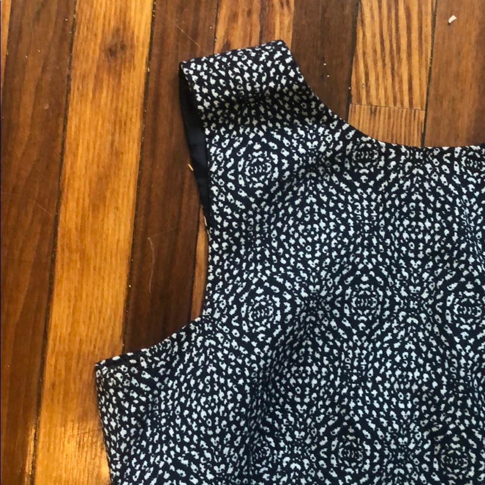 Cute HM Summer Dress - Picture 2 of 4